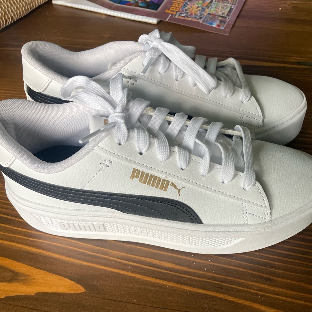 Puma White and Black Sneakers